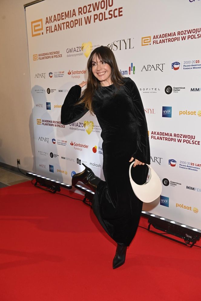 Moś w czerwieni, Woźniak-Starak w brązie i Bołądź w czerni. Która najlepiej?