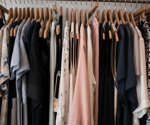 Popularna sieć sklepów odzieżowych ogłasza bankructwo. Co ze sklepami w Polsce?