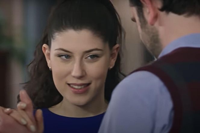 Przed uroczystością salon w rezydencji zmieni się w parkiet! 