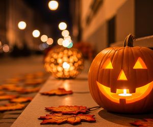 Czy w Ostrzeszowie straszy? Duchy, zapadłe karczmy i grusza w kształcie krzyża - miejskie legendy z dreszczykiem! [POSŁUCHAJ]