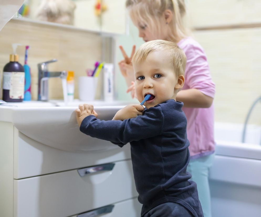 Co drugi trzylatek ma ubytki w zębach. Zęby myte byle jak, słodycze na co dzień