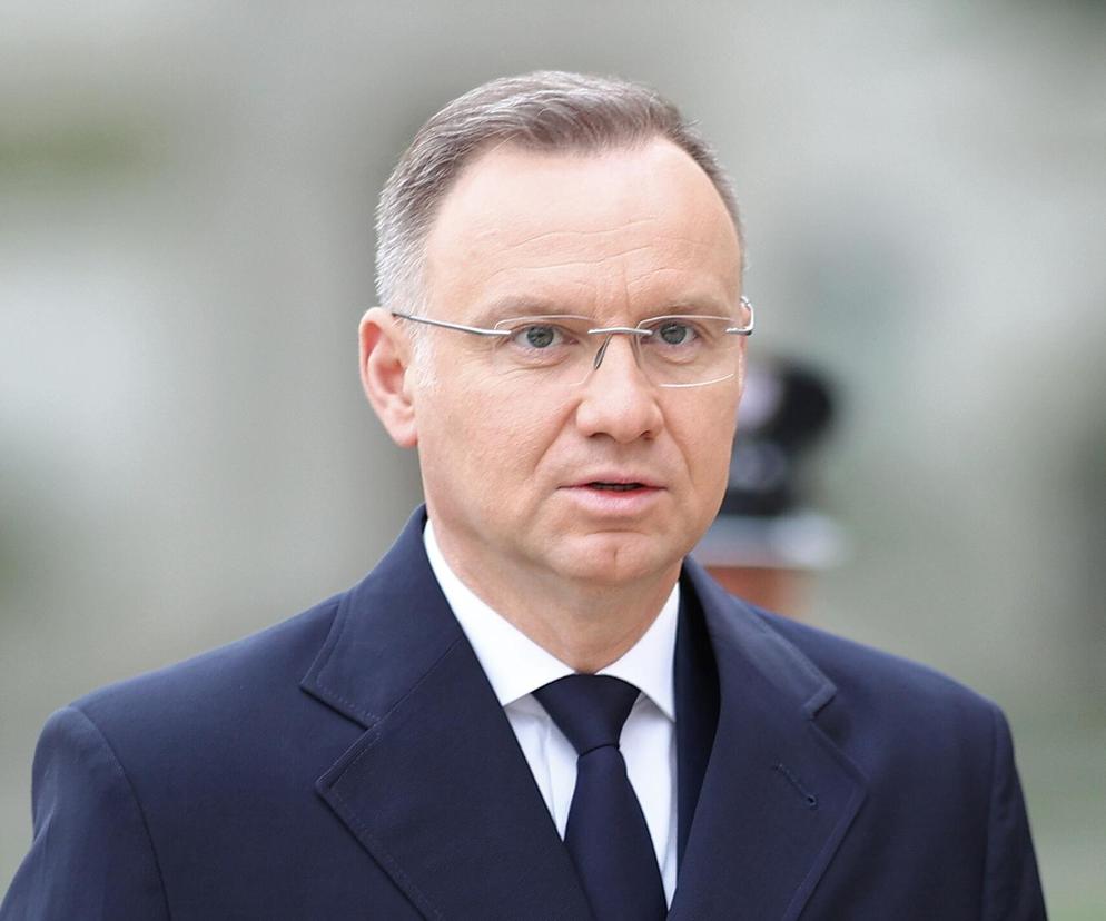Prezydent Duda i Marta Kaczyńska oddali hołd parze prezydenckiej na Wawelu