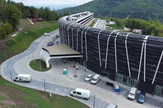 Mercure Szczyrk Resort to dawny PRL-owski hotel Orle Gniazdo, który przeszedł niesamowitą metamorfozę