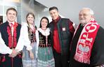 Ukraina - Polska, piłkarze przywitani chlebem i solą