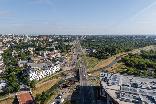 Przebudowa Al. Unii Lubelskiej. Kończą się prace przy rozbiórce pierwszego mostu