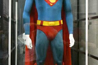 Rekwizyty z najsłynniejszych filmów idą na aukcję. Gadżety Bonda, Batmana, z Gwiezdnych wojen i wielu innych