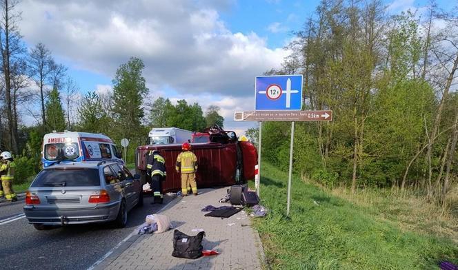 Beszowa. Śmiertelny wypadek w czasie rodzinnej wycieczki. Dwie osoby nie żyją, dwie walczą o życie [ZDJĘCIA]