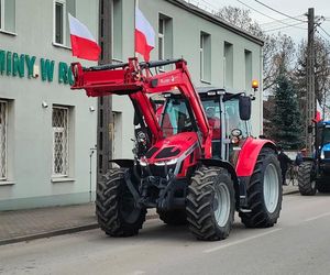 Rolnicy wyszli na ulice. Rozpoczął się protest w woj. łódzkim. „Opłacalność jest na krytycznym poziomie”