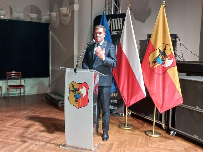 Wręczono Leszczyńskie Laury Oświaty. Zdolnym uczniom ze szkół w Lesznie