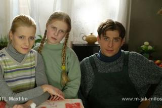 M jak miłość. Natalka (Marcjanna Lelek), Hanka (Małgorzata Kożuchowska), Marek (Kacper Kuszewski)