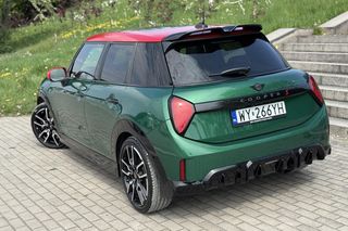 MINI Cooper S (w linii JCW)