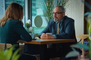 M jak miłość odc. 1705. Adam Werner (Jacek Kopczyński), Sylwia (Hanna Turnau)