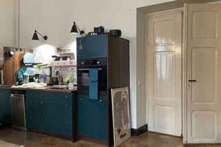 Kuchnia w mieszkaniu w kamienicy