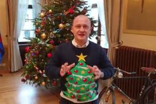 Świąteczny sweter prezydenta Szczecina w 2019 roku