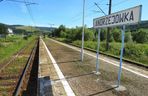 To jedna z najmniejszych małopolskich wsi. Kiedyś król Polski podarował ją biskupowi z Krakowa 