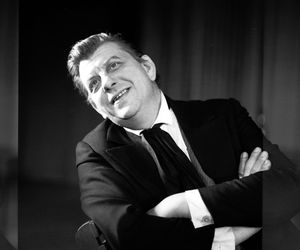 Mariusz Dmochowski, aktor