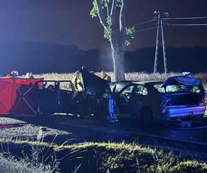 Tragedia na drodze. Jedna osoba nie żyje, pięć rannych. W akcji śmigłowiec LPR