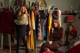 Barwy szczęścia odc. 3119. Oliwka (Wiktoria Gąsiewska), Madzia (Natalia Sierzputkowska)