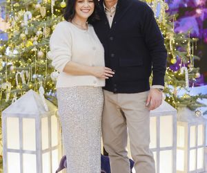 Kiedyś dziennikarz, a dzisiaj pan od plastyki? Kurzajewski z Cichopek kleją wielkanocne ozdoby!