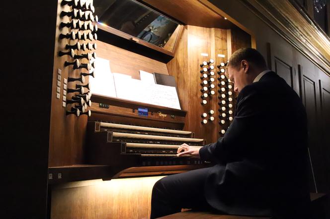 Poświęcenie nowych organów głównych krakowskiej Bazyliki Mariackiej
