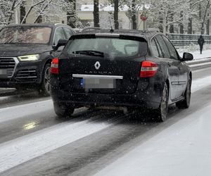 Gołoledź w Warszawie. IMGW wydaje kolejne alerty. Prognoza pogody na najbliższy weekend od 22.11 (piątek) do 24.11 (niedziela)