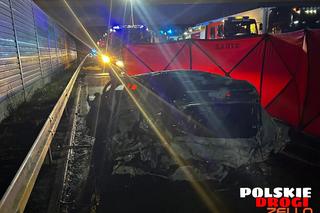 Makabra na A1. Troje ludzi spłonęło w samochodzie