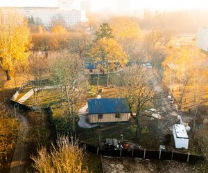 Odbudowa domków fińskich na Polu Mokotowskim