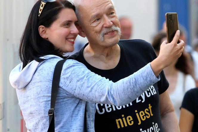 Janusz Korwin-Mikke z żoną