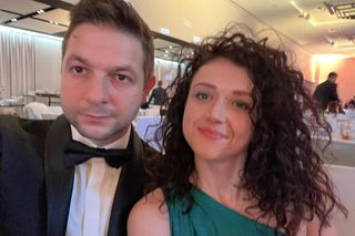 Zaskakujące, z kim żona Patryka Jakiego była na studniówce! Dopiero teraz to wyznała