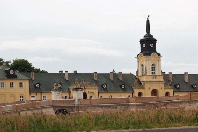 pałac potockich radzyń podlaski