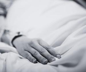 Zmarła kilkanaście dni po urodzeniu bliźniąt. Szpital mówił, że jej stan się poprawia