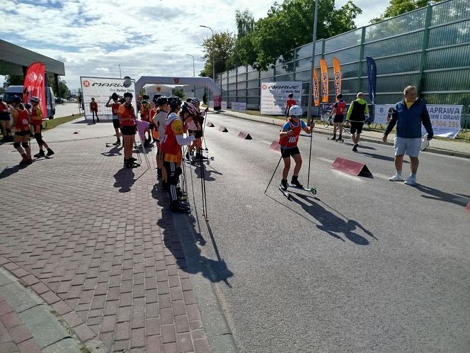 Zawody o Puchar Polski na nartorolkach Marwe Cup 2025 zostały zainaugurowane w Siedlcach