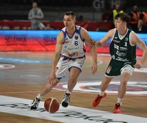Arriva Lotto Twarde Pierniki Toruń - Legia Warszawa, zdjęcia kibiców i zawodników z meczu Orlen Basket Ligi
