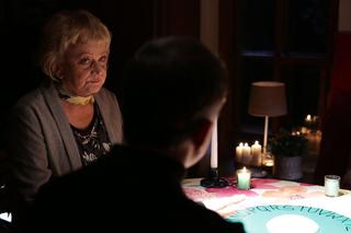 M jak miłość, odcinek 1508. Kisielowa (Małgorzata Różniatowska), Leon (Dariusz Toczek)