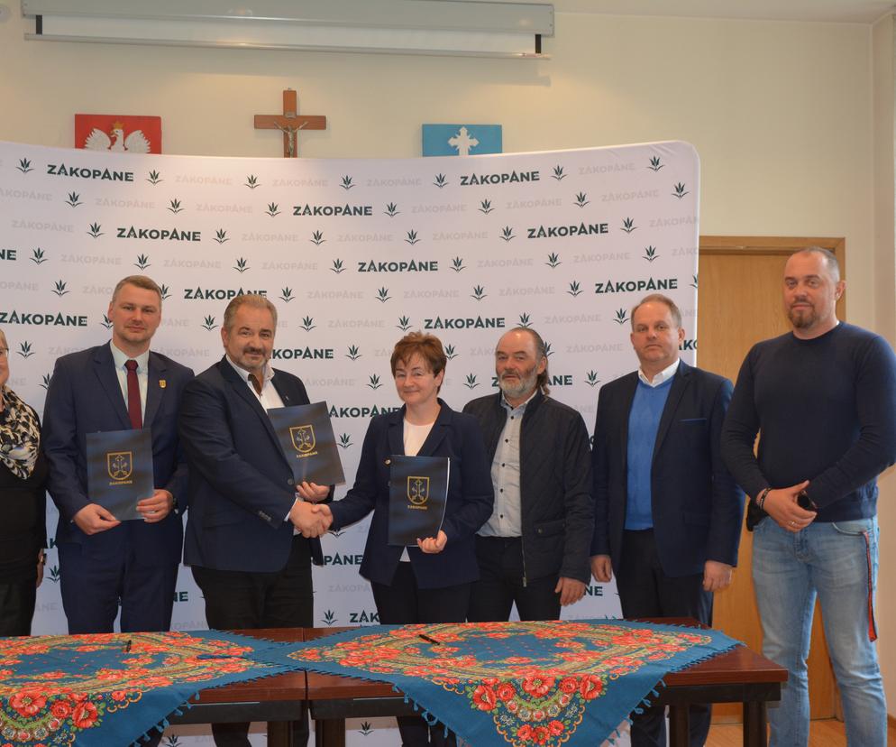 Podpisanie umowy na modernizację stadionu miejskiego w Zakopanem