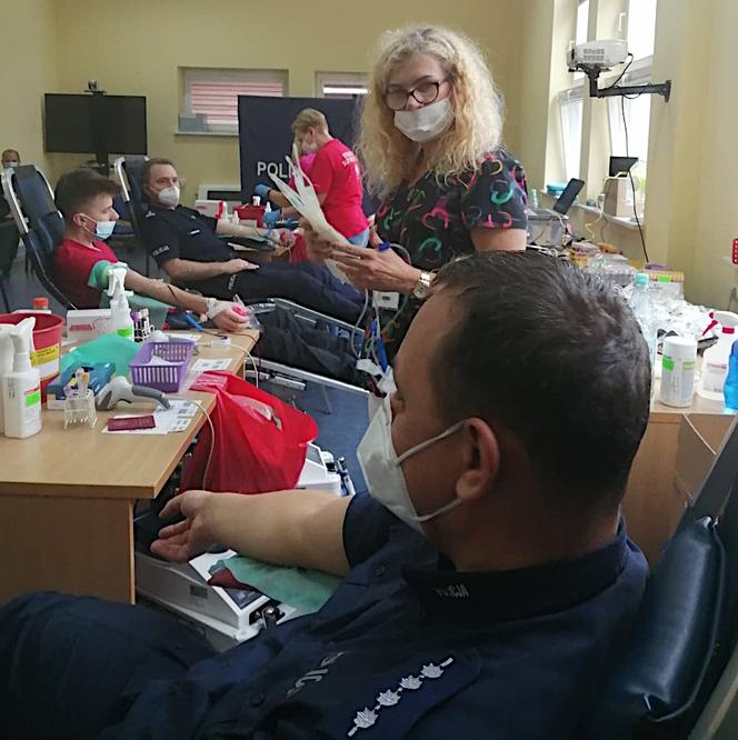 W komendzie policji w Iławie oddali krew dla potrzebujących