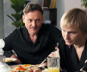 Barwy szczęścia odc. 3250. Robert Stefaniak (Paweł Ławrynowicz), Sonia (Weronika Nockowska)