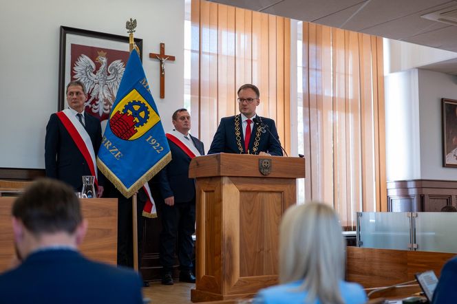 Zaprzysiężenie nowego prezydenta Zabrza. Kamil Żbikowski złożył ślubowanie i zwrócił się do mieszkańców