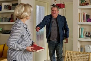 Na Wspólnej, odc. 3962: Marek (Grzegorz Gzyl), Danka (Lucyna Malec)