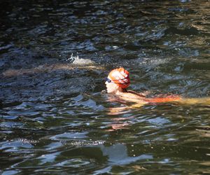 Upał, emocje i wielka woda w centrum Bydgoszczy. Ponad 400 osób wystartowało w Wodzie Bydgoskiej