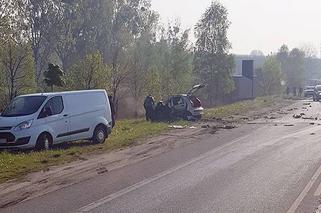 Śmiertelny wypadek w Bytomiu. Samochód osobowy zderzył się z ciężarówką. Trasa DK88 jest zablokowana