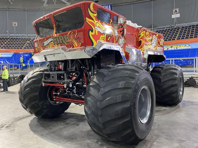 Hot Wheels Monster Trucks Live w Łodzi, czyli niezwykłe pokazy gigantycznych maszyn rodem ze Stanów Zjednoczonych [ZDJĘCIA]