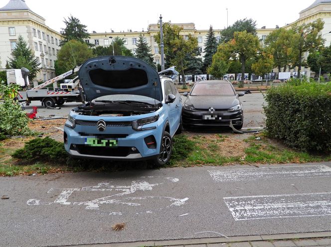 Pijany 23-latek rozbił BMW na Puławskiej! Dwie osoby w szpitalu