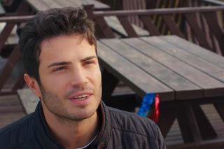 Miłość i nadzieja. Ege oświadczy się Zeynep!