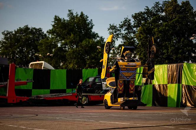 Widowiskowe Monster Truck w Grudziądzu! Zobacz kaskaderskie show na stadionie żużlowym