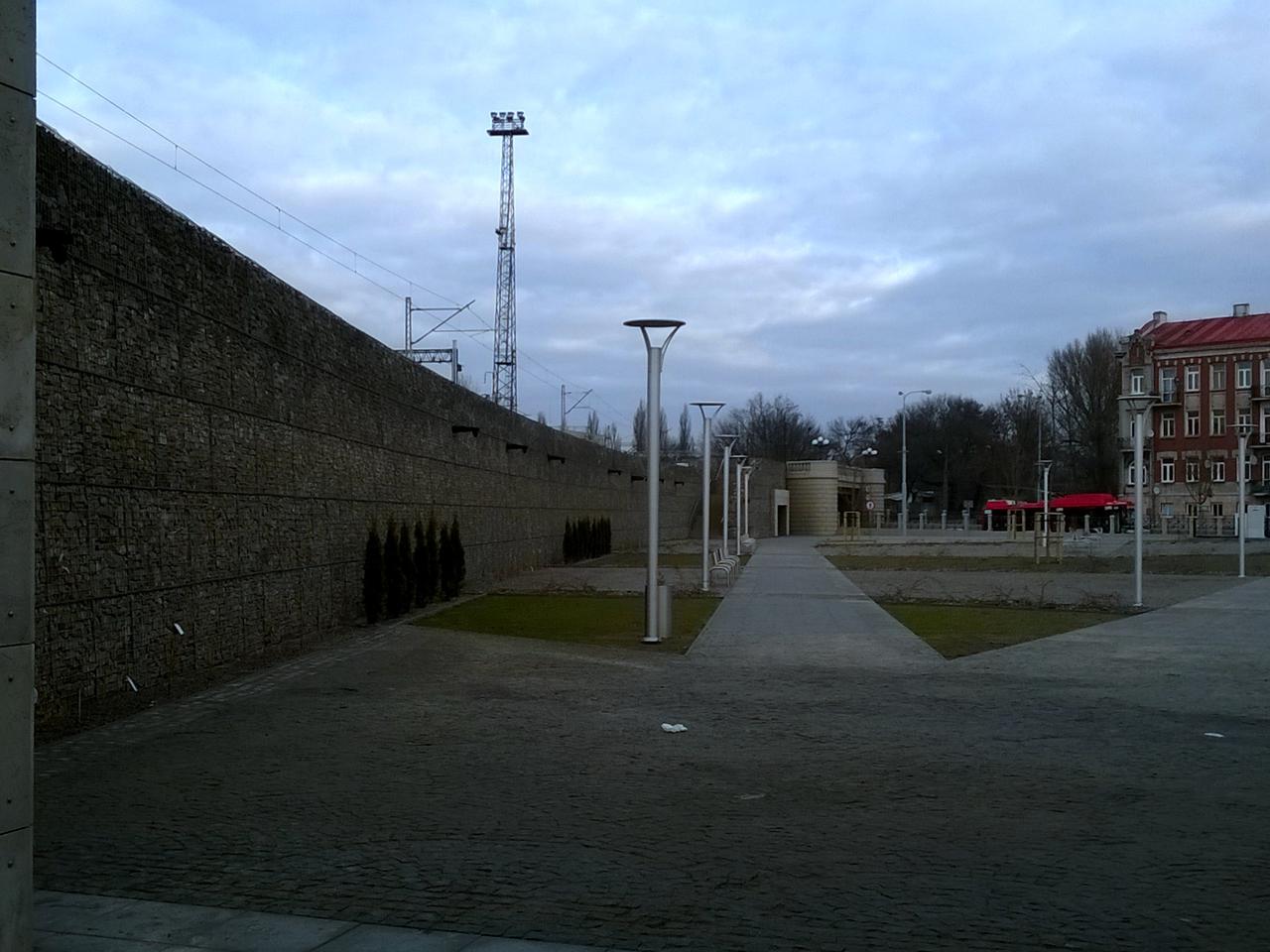 Lublin w budowie: Odnowiony plac przy Kunickiego aż błyszczy