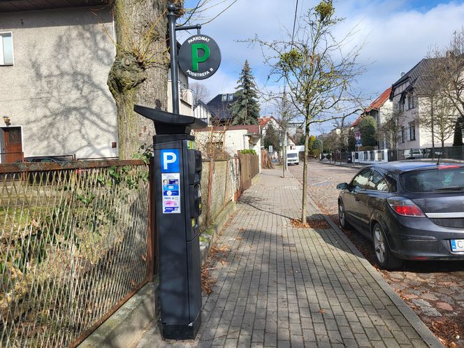 Nowe parkomaty już działają. Sprawdziliśmy, jak kupić bilet w rozszerzonej strefie płatnego parkowania w Bydgoszczy