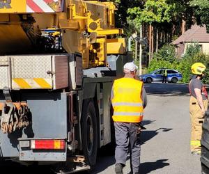 Ogromny dźwig staranował dom pod Puckiem! Budynek jest całkowicie zniszczony