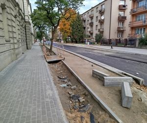 Na ul. Floriańskiej w Siedlcach powstaje nowe rondo ósemkowe i nowa nawierzchnia
