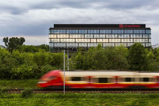 Biurowiec Konstruktorska Business Center (KBC); inwestor wśród zalet obiektu podkreśla korzystną lokalizację